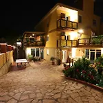 Apartments Ds Club